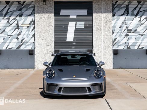 Used 2019 Porsche 911 GT3 RS image 3
