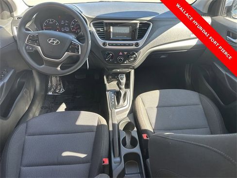 Used 2022 Hyundai Accent SE image 15