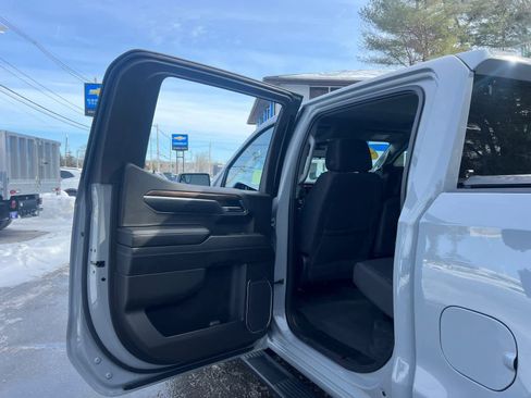 Used 2024 GMC Sierra 1500 Elevation image 30