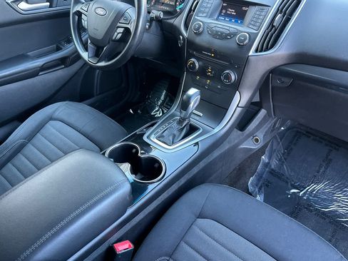 Used 2016 Ford Edge SE AWD/4WD image 16