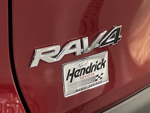 Used 2022 Toyota RAV4 LE image 33