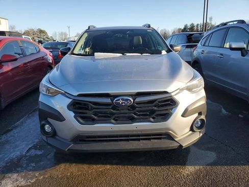 Used 2024 Subaru Crosstrek 2.0i Premium image 2