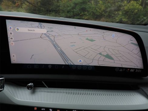 New 2026 Cadillac Optiq Luxury 2 image 18