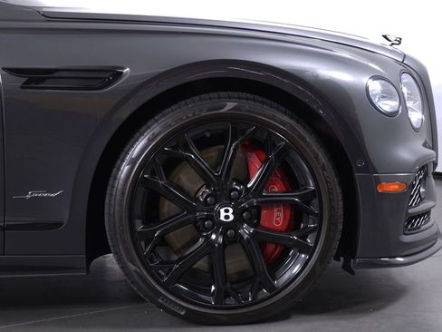 Used 2023 Bentley Flying Spur W12 image 15