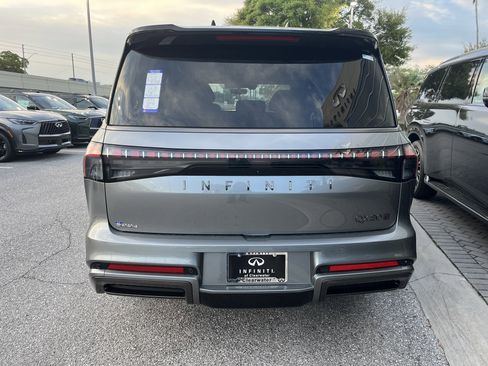 New 2026 INFINITI QX80 Autograph w/ Premium Cargo Package image 4