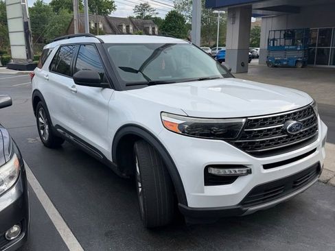 Used 2020 Ford Explorer XLT w/ Equipment Group 202A image 1