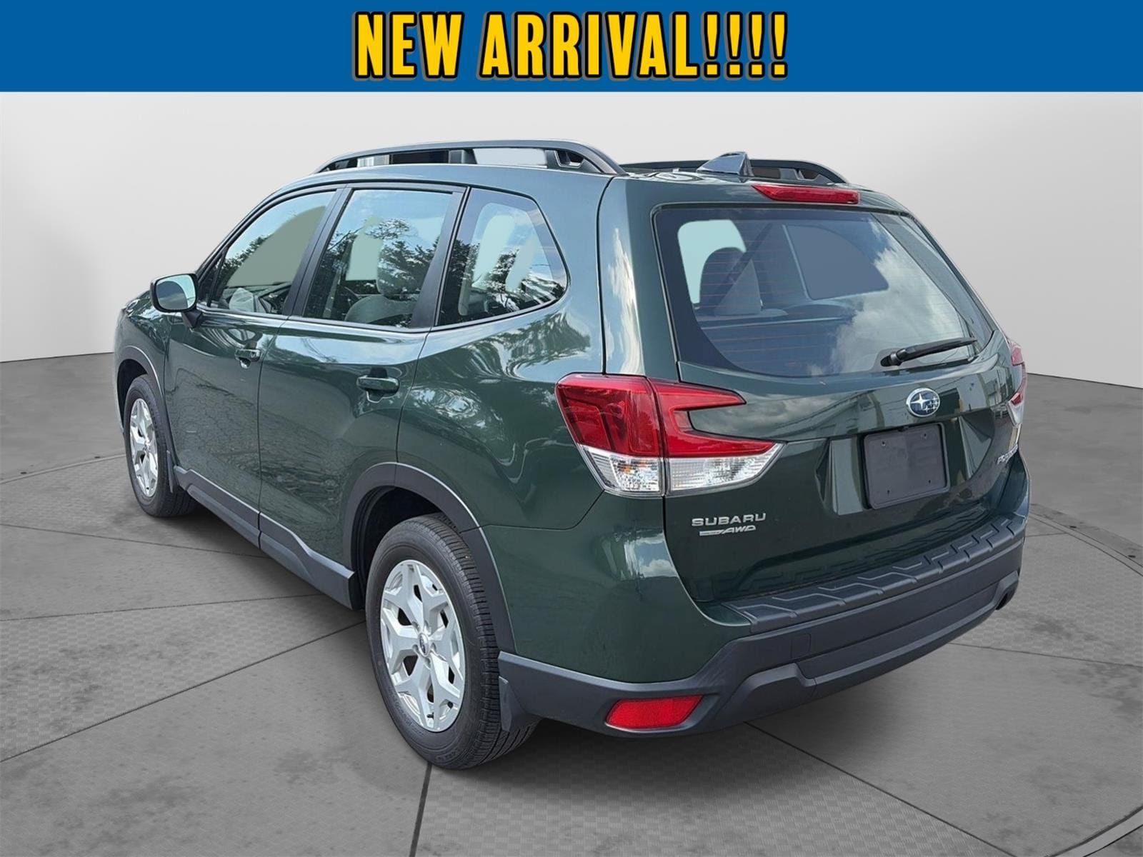 Used 2024 Subaru Forester AWD/4WD image 6