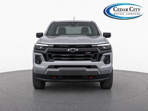 Used 2024 Chevrolet Colorado Z71 w/ LPO, Dark Essentials Package AWD/4WD image 5