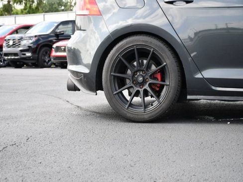 Used 2017 Volkswagen GTI S FWD image 10