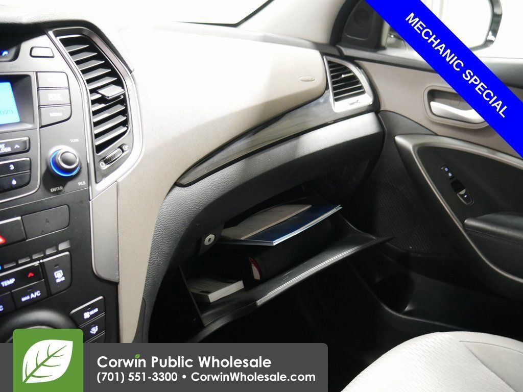 Used 2013 Hyundai Santa Fe GLS w/ Popular Equipment Pkg AWD/4WD image 32