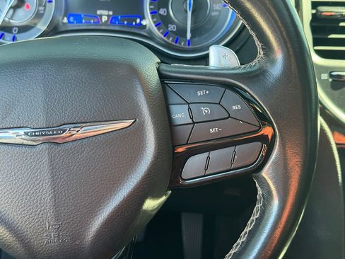 Used 2021 Chrysler 300 S RWD image 17