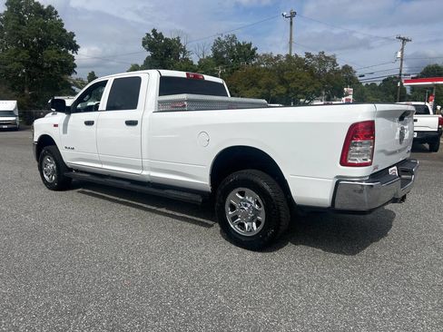 Used 2022 RAM 2500 Tradesman w/ Chrome Appearance Group image 7