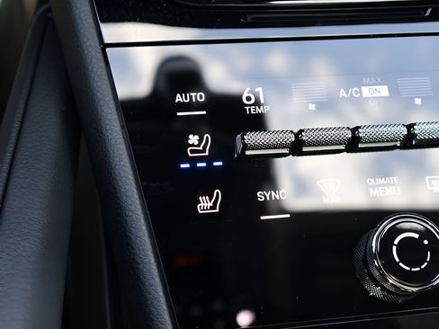 New 2026 Porsche Cayenne AWD/4WD image 25