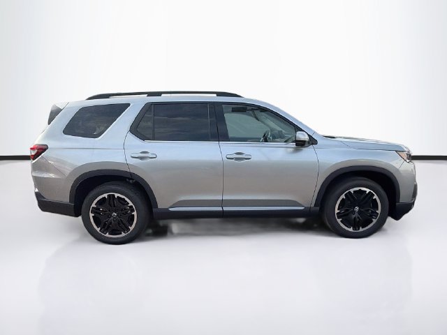 New 2026 Honda Pilot Touring image 8
