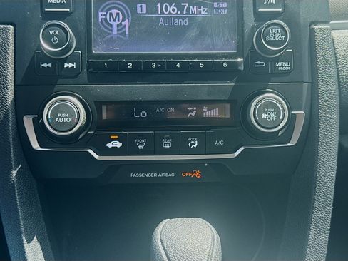 Used 2020 Honda Civic LX image 14