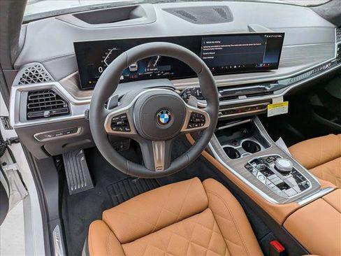 New 2026 BMW X7 xDrive40i AWD/4WD image 3