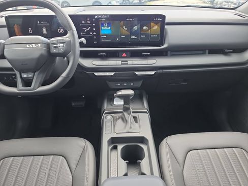 New 2027 Kia Seltos X-Line S w/ X-Line S Premium Package AWD/4WD image 15