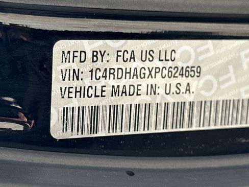 Used 2023 Dodge Durango SXT RWD image 30