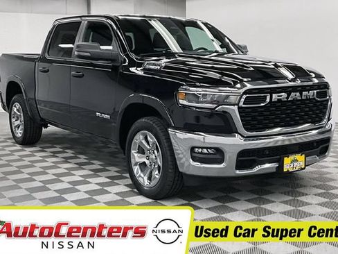 Used 2025 RAM 1500 Big Horn AWD/4WD image 1