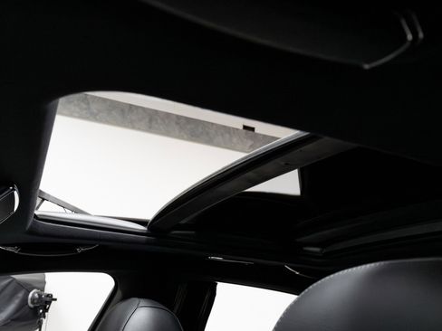 Used 2011 Rolls-Royce Ghost image 53