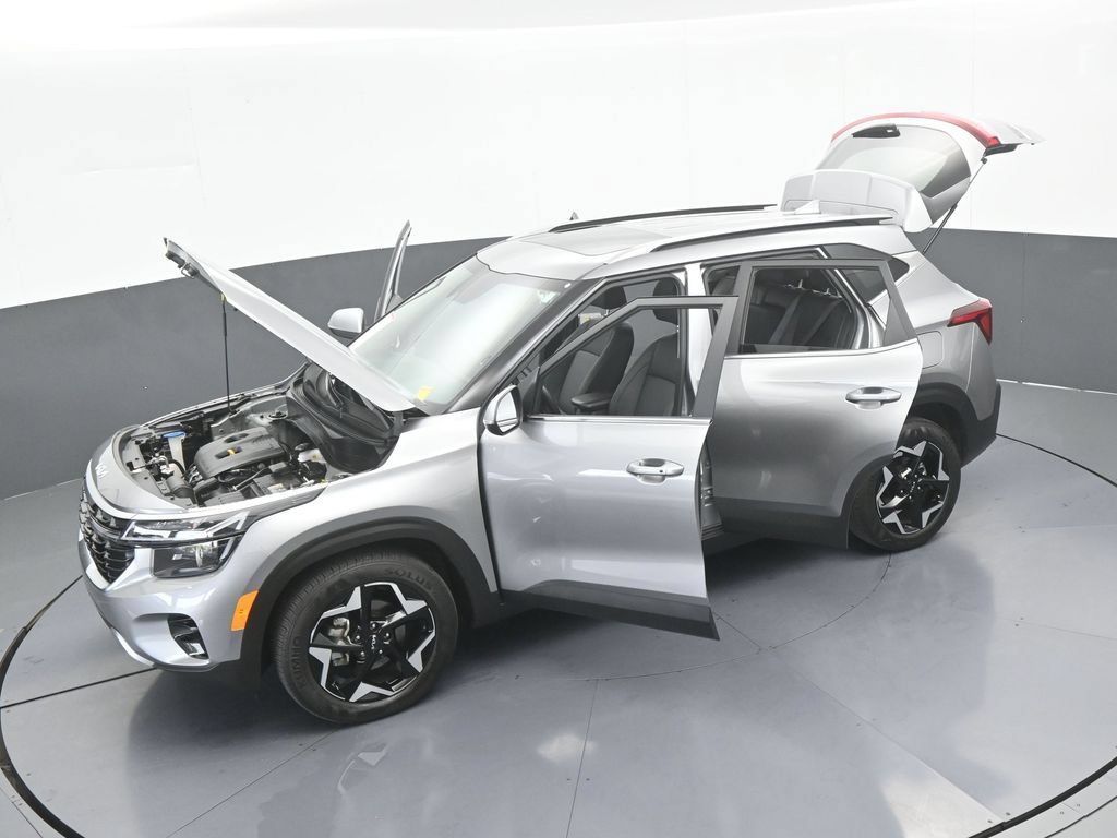 Used 2025 Kia Seltos EX w/ EX Sunroof Package FWD image 61