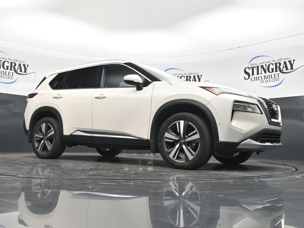 Used 2022 Nissan Rogue Platinum w/ Head-Up Display Package AWD/4WD image 26