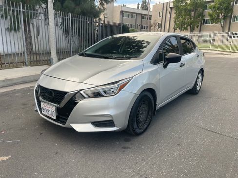 Used 2021 Nissan Versa S image 1