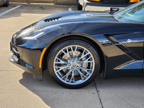 Used 2014 Chevrolet Corvette Stingray Coupe image 16