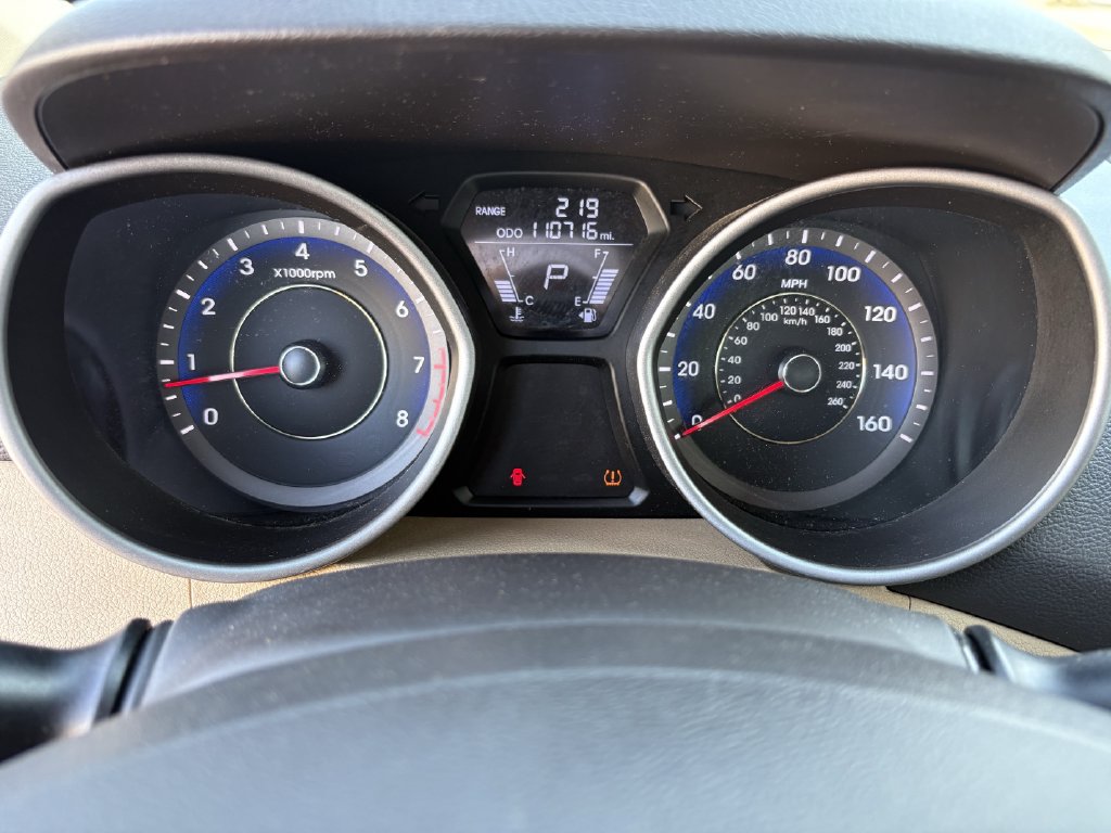 Used 2013 Hyundai Elantra GLS FWD image 18