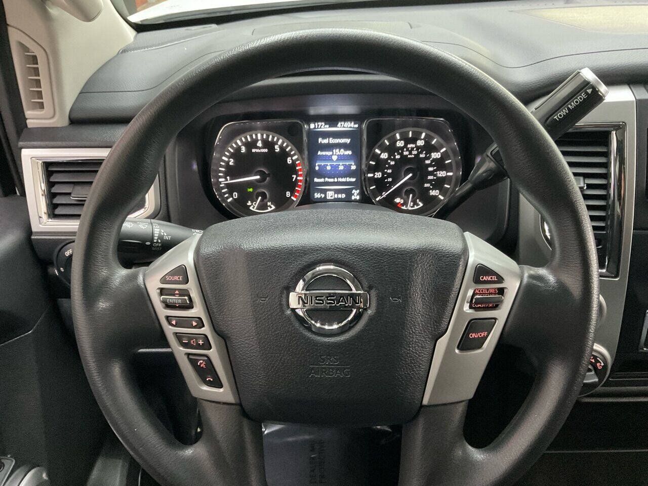 Used 2018 Nissan Titan SV AWD/4WD image 20