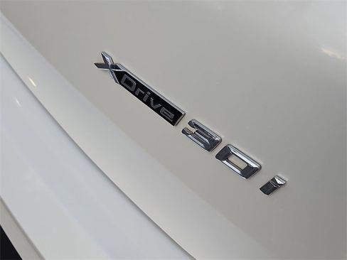 Used 2023 BMW X3 xDrive30i image 6