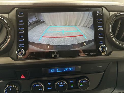 Used 2023 Toyota Tacoma TRD Sport image 11