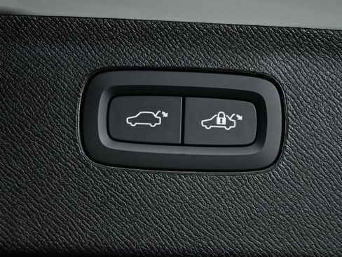 New 2026 Volvo XC90 B5 Core AWD/4WD image 31