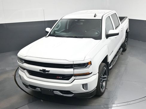 Used 2017 Chevrolet Silverado 1500 LT w/ LPO, Black Pack image 42