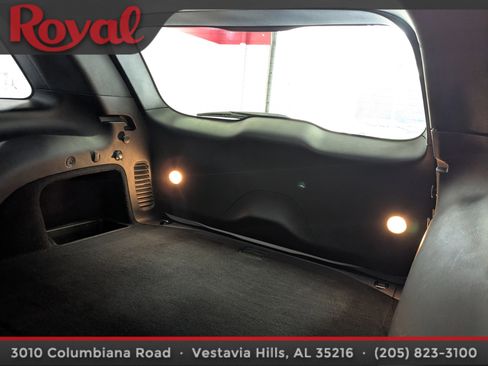 Used 2018 Jeep Grand Cherokee Altitude image 16