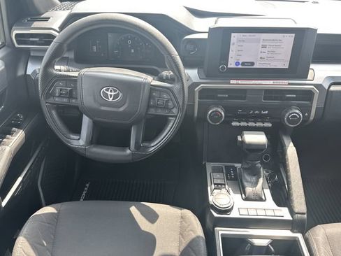 Certified 2025 Toyota Tacoma SR5 AWD/4WD image 7