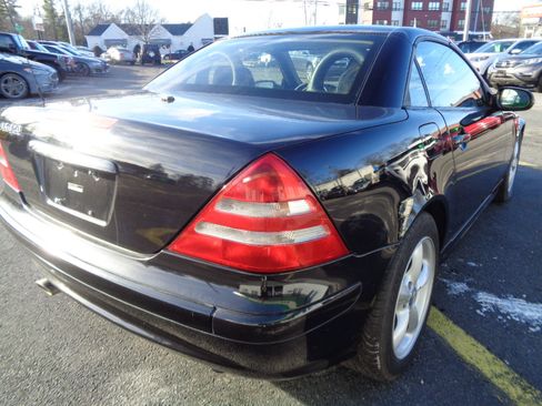 Used 2004 Mercedes-Benz SLK 320 image 16