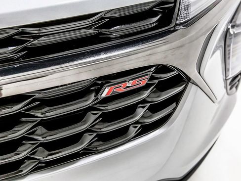 Used 2024 Chevrolet Trax RS w/ Driver Confidence Package FWD image 11