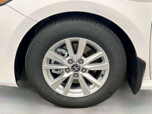 New 2026 Toyota Camry LE FWD image 9