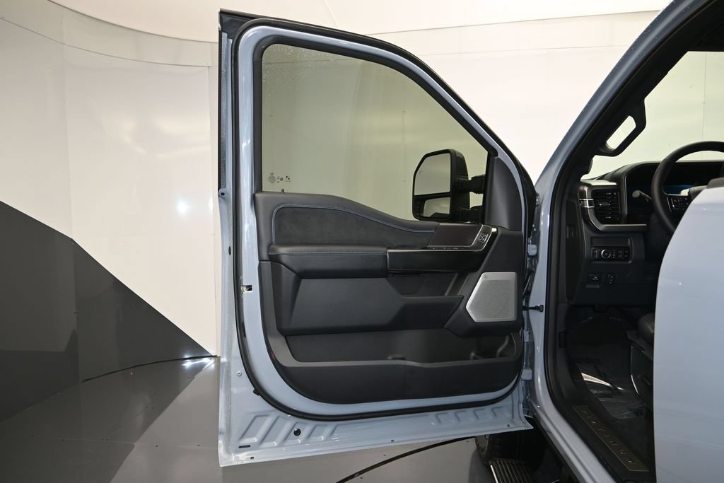 New 2026 Ford F350 Platinum AWD/4WD image 10