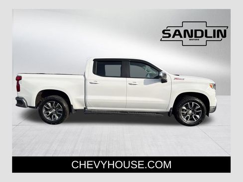 Used 2023 Chevrolet Silverado 1500 LT image 1
