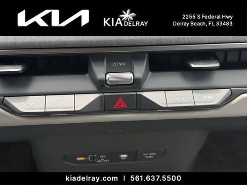 New 2026 Kia EV9 Wind image 25