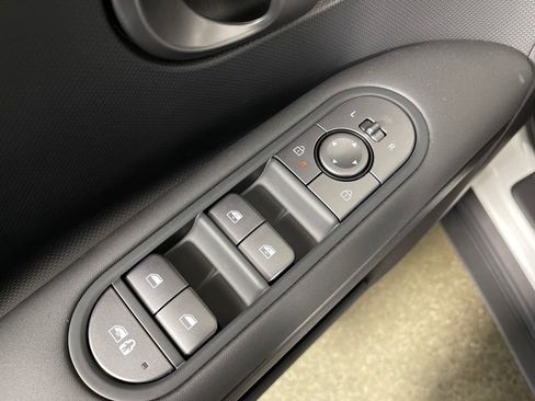 New 2026 Hyundai Ioniq 5 SEL image 18