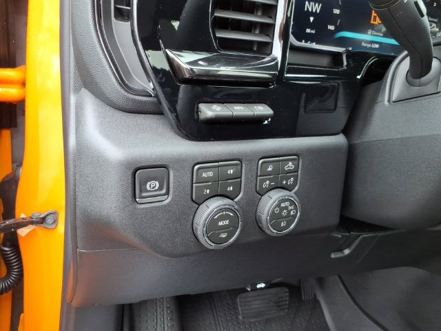 New 2026 Chevrolet Silverado 2500 ZR2 w/ LPO, Dark Essentials Package AWD/4WD image 12