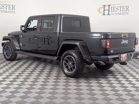 Used 2020 Jeep Gladiator Overland AWD/4WD image 5