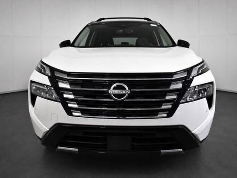 Certified 2026 Nissan Rogue Platinum w/ Platinum Premium Package AWD/4WD image 2