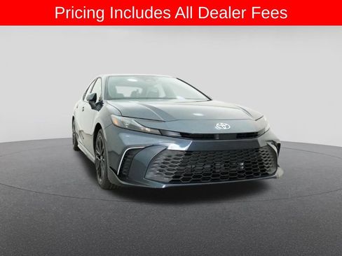 New 2026 Toyota Camry SE FWD image 30