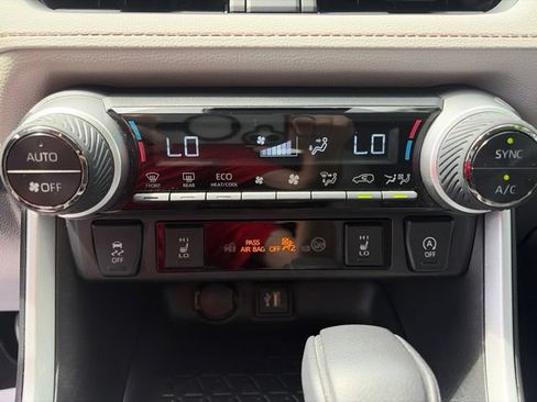 Used 2023 Toyota RAV4 XLE w/ XLE Grade Weather Package AWD/4WD image 18