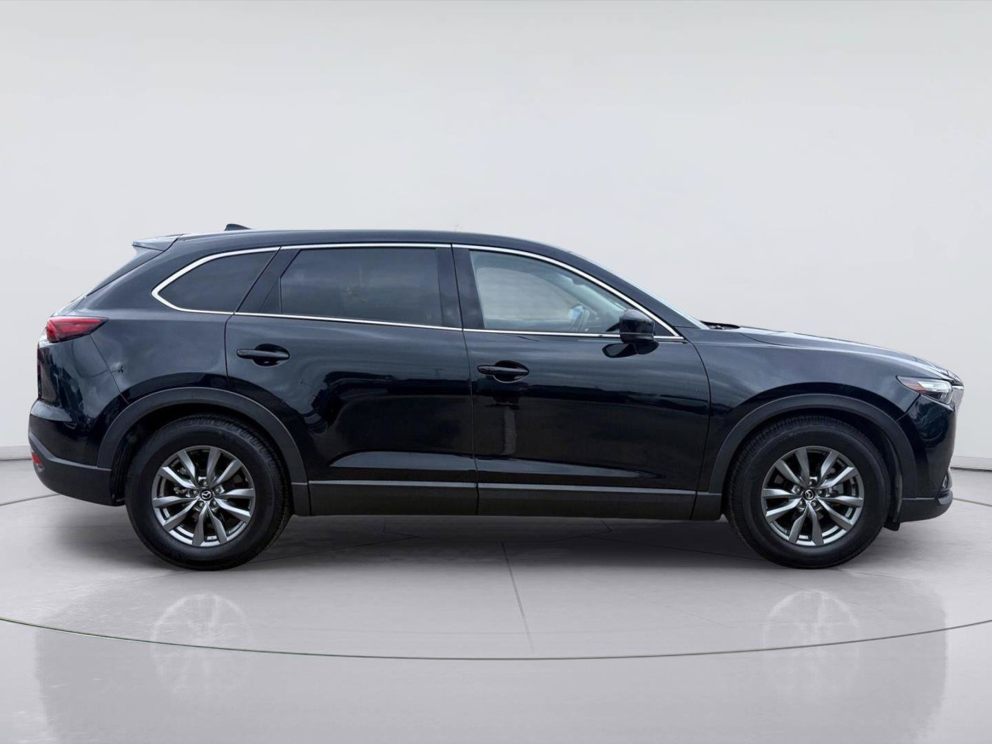 Used 2021 MAZDA CX-9 Touring w/ Touring Premium Package FWD image 2