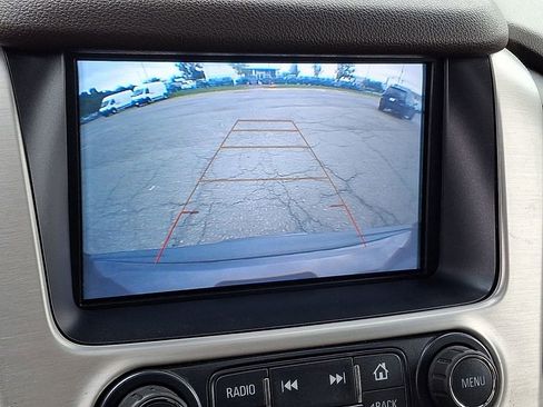 Used 2018 GMC Yukon SLT w/ Enhanced Security Package image 4